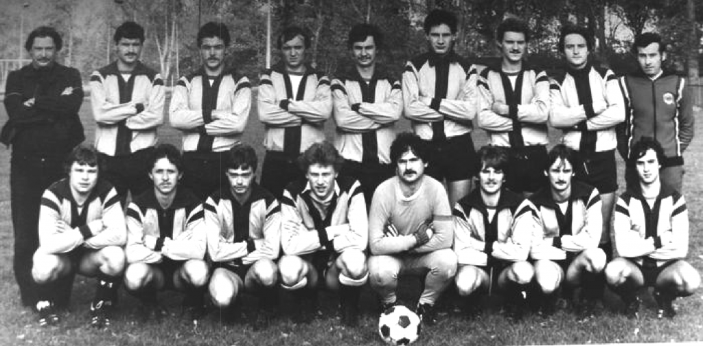 Erste Herren im Spieljahr 1982/1983 Mannschaftsfoto