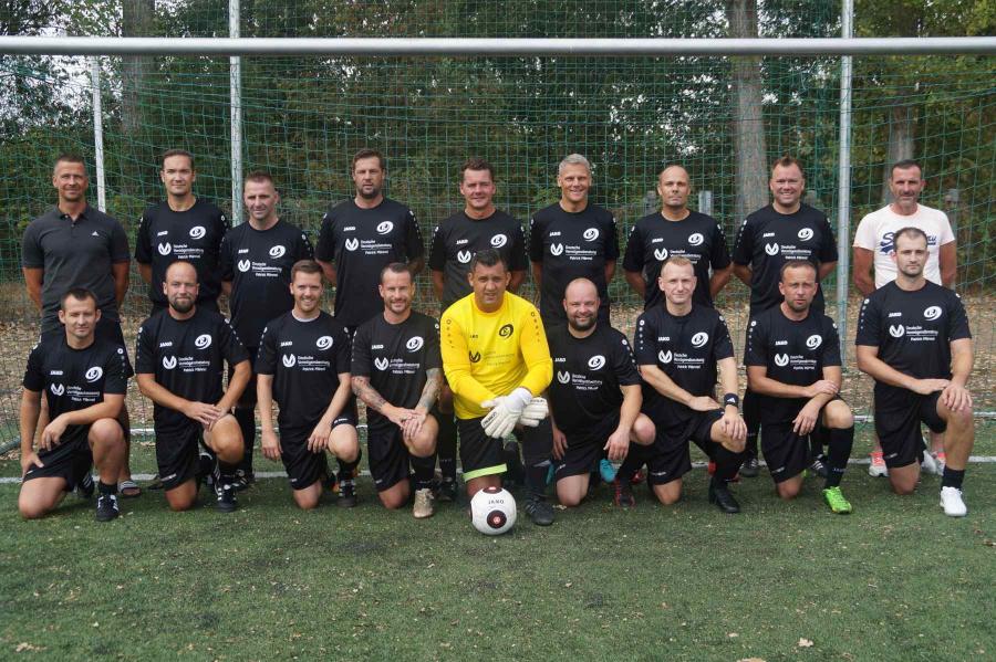 Auftakt & Premiere neue Ü35