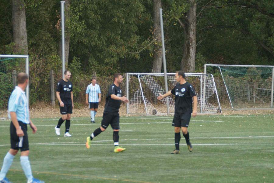 Auftakt & Premiere neue Ü35