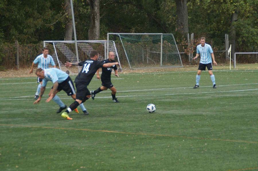 Auftakt & Premiere neue Ü35