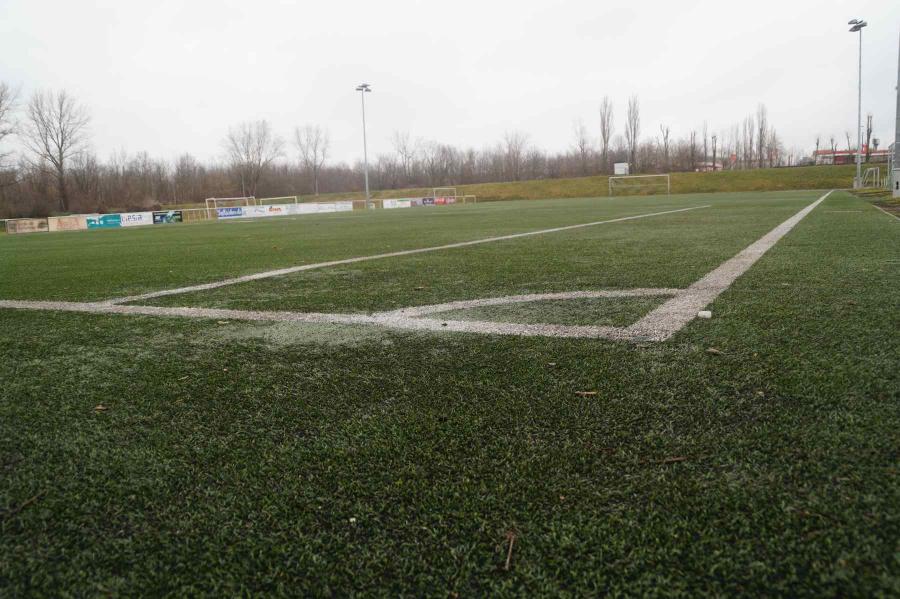 Leeres Vereinsgelände wartet auf den Restart nach Corona