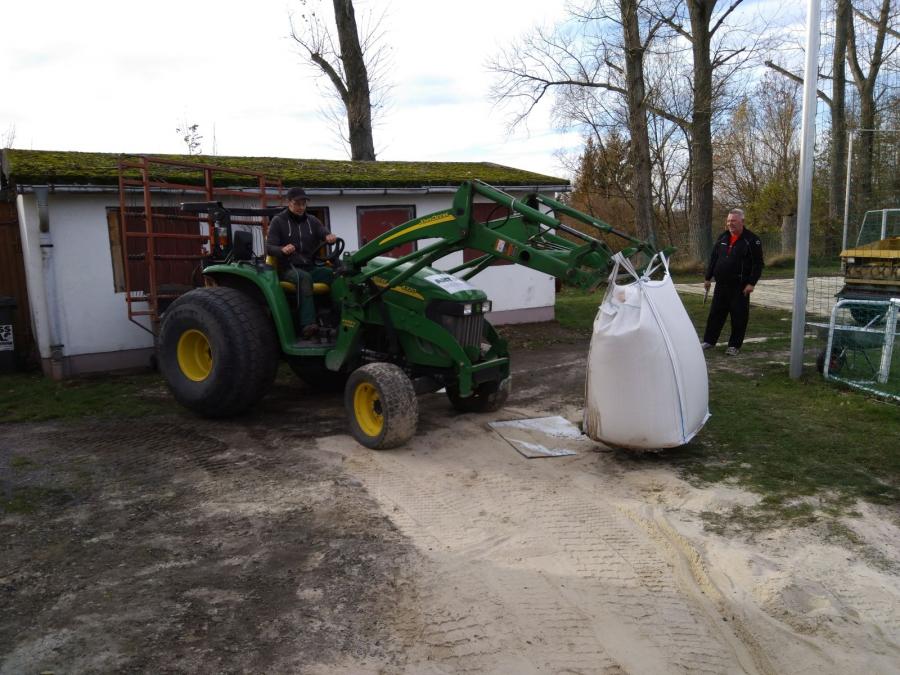 Sanierung Kunstrasen 2017